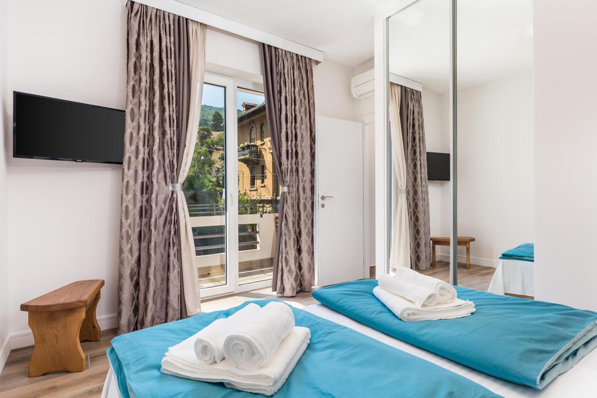 Apartments Liana Opatija Room photo